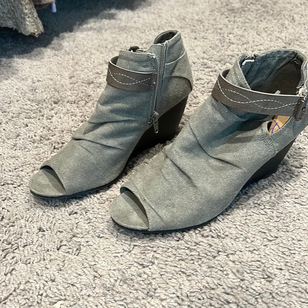 Blowfish wedges